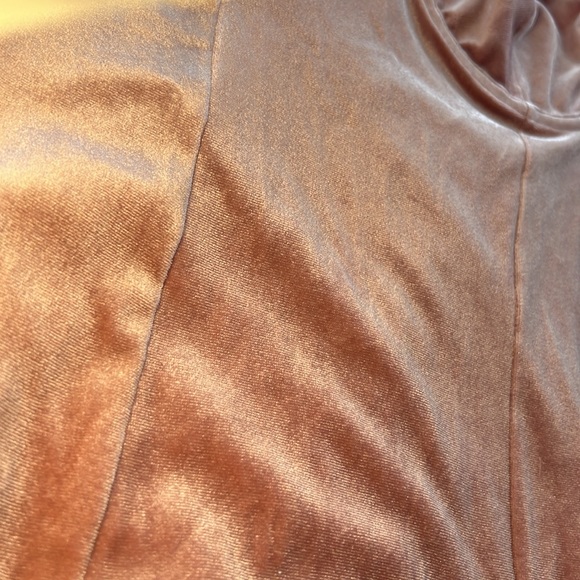 Rose Gold underwire one piece bodysuit - Picture 4 of 4